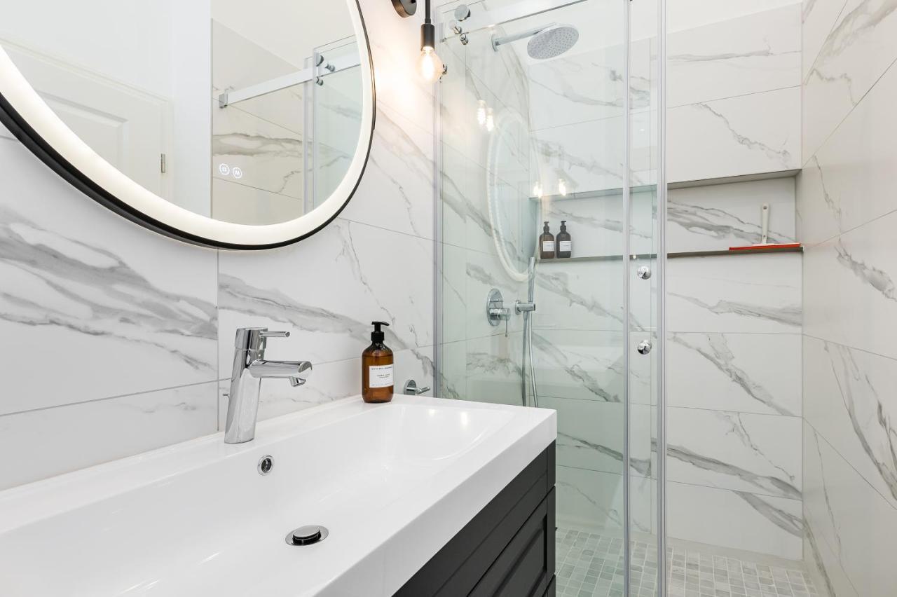 Neues Design-Apartment In Friedrichshain เบอร์ลิน ภายนอก รูปภาพ